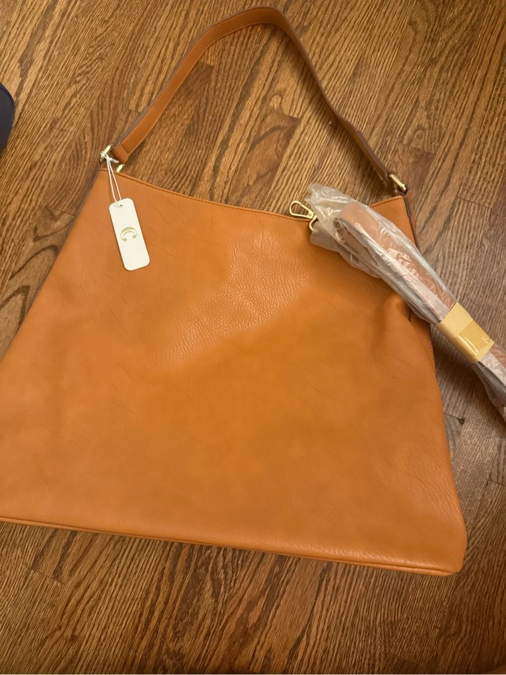 Charming Charlie Classic Tan Leather Shoulder Bag - Casual Everyday Tote